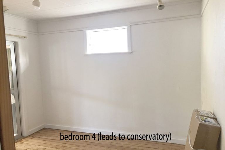 Photo of property in 13 Mcleod Road, Henderson, Auckland, 0612