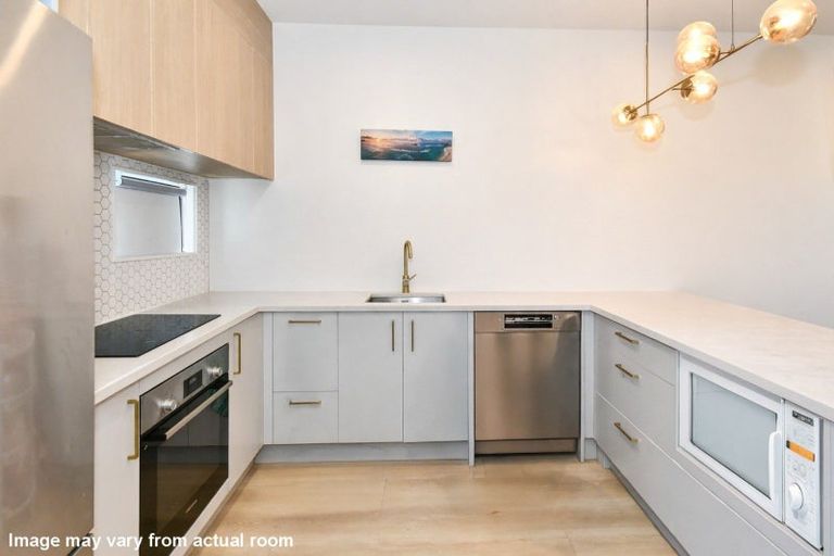 Photo of property in 15 Papa Takaro Lane, Flat Bush, Auckland, 2019