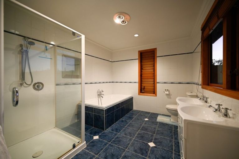 Photo of property in 76 Teapot Valley Road, Brightwater, 7091