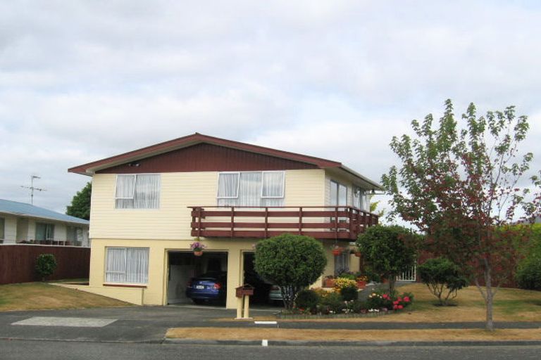 Photo of property in 61 Pasadena Crescent, Totara Park, Upper Hutt, 5018