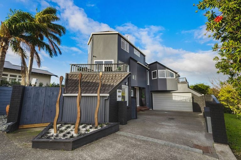 Photo of property in 5a Bruce Street, Northcote Point, Auckland, 0627