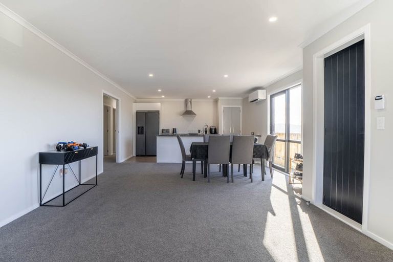 Photo of property in 13 Topsail Way, Whitby, Porirua, 5024