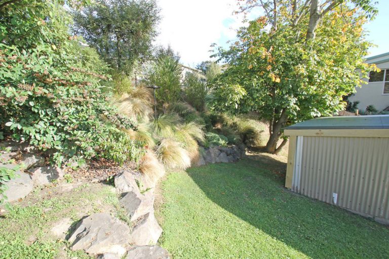 Photo of property in 17 Tweed Street, Kinmont Park, Mosgiel, 9024