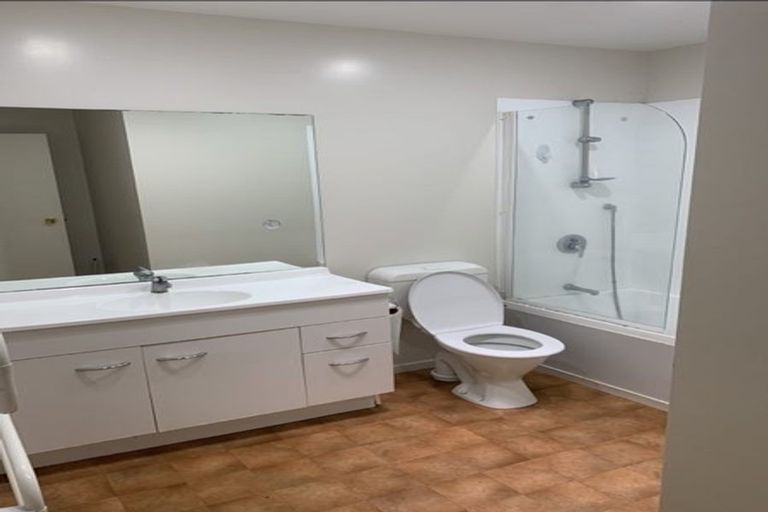 Photo of property in 164-166d Mount Wellington Highway, Mount Wellington, Auckland, 1060