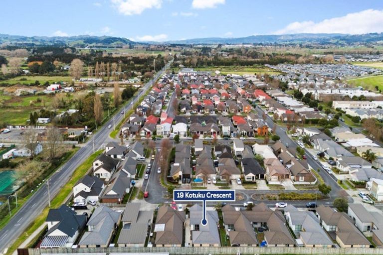 Photo of property in 19 Kotuku Crescent, Takanini, 2112