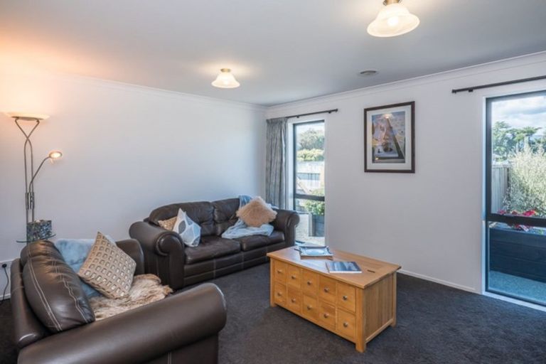 Photo of property in 97 The Drive, Paraparaumu Beach, Paraparaumu, 5032