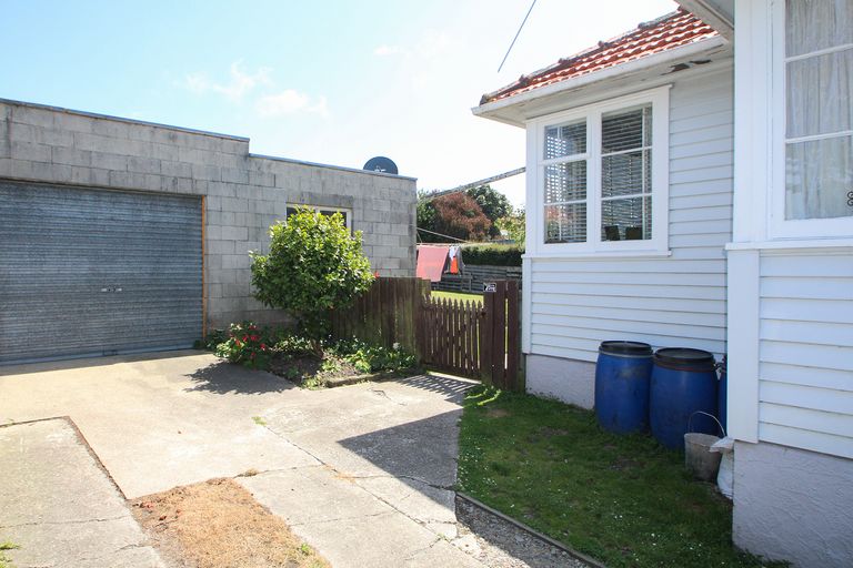 Photo of property in 4 Robertson Street, Oamaru North, Oamaru, 9400