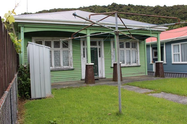 Photo of property in 5 Alexander Terrace, Greymouth, 7805