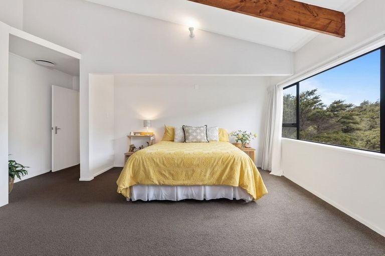 Photo of property in 21 Homewood Place, Chatswood, Auckland, 0626