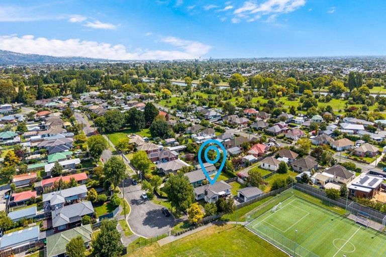 Photo of property in 47 Emlyn Place, Avondale, Christchurch, 8061