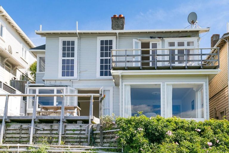 Photo of property in 100 Te Anau Road, Hataitai, Wellington, 6021