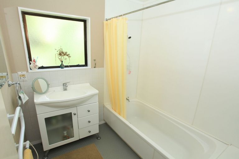 Photo of property in 3b Lily Street, Raglan, 3225