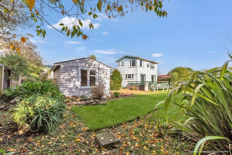 Photo of property in 13 Waimarie Avenue, Paraparaumu, 5032