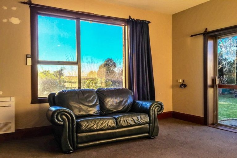Photo of property in 117 Timaru Road, Waimate, 7980