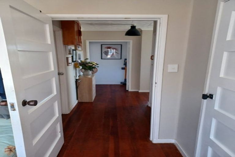 Photo of property in 14 Cleland Crescent, Naenae, Lower Hutt, 5011