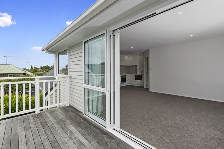 Photo of property in 28a Seine Road, Forrest Hill, Auckland, 0620