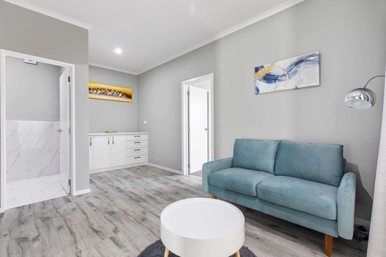 Photo of property in 2b Wyon Way, Flat Bush, Auckland, 2016