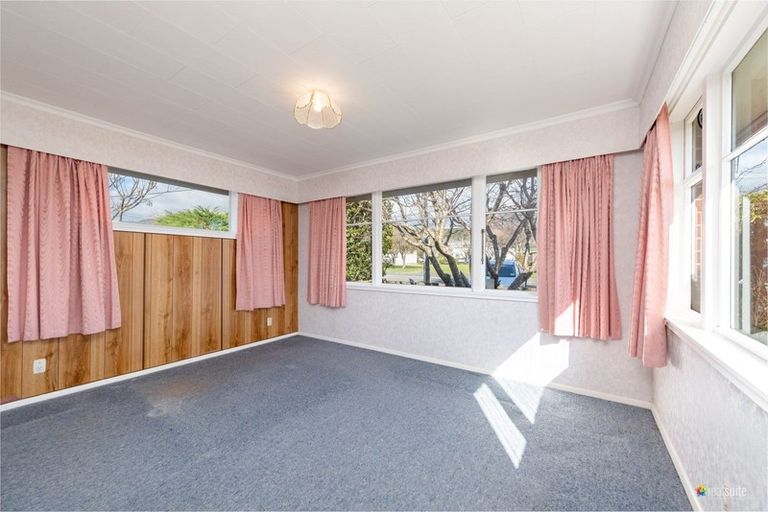 Photo of property in 22 Logan Street, Ebdentown, Upper Hutt, 5018