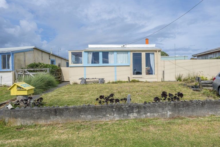 Photo of property in 230-232 Marine Parade, Otaki Beach, Otaki, 5512