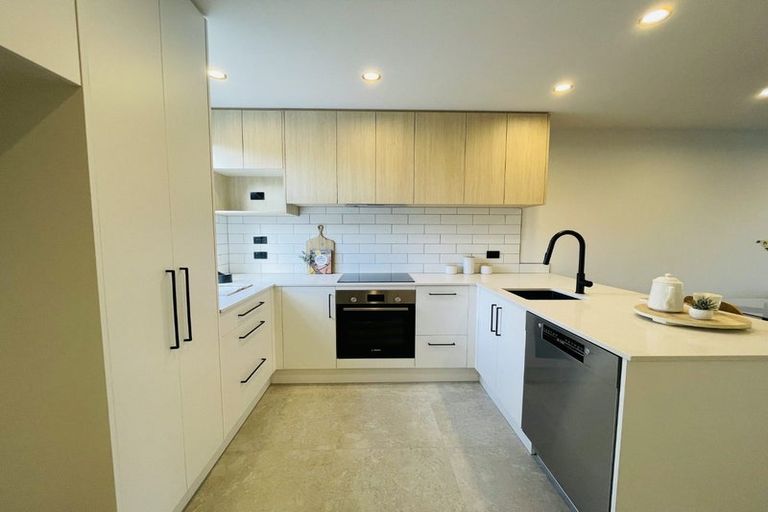 Photo of property in 7d Buffon Street, Waltham, Christchurch, 8023