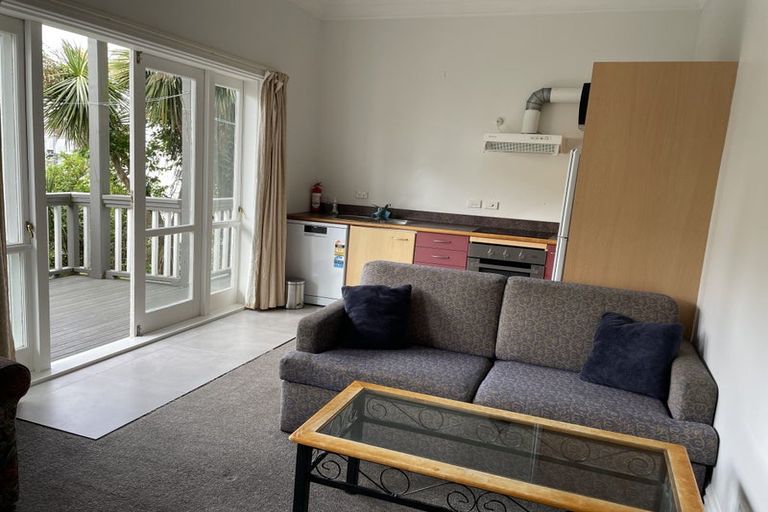 Photo of property in 201 The Terrace, Wellington Central, Wellington, 6011