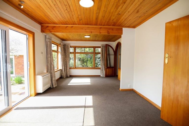 Photo of property in 190 Cashmere Road, Hoon Hay, Christchurch, 8025