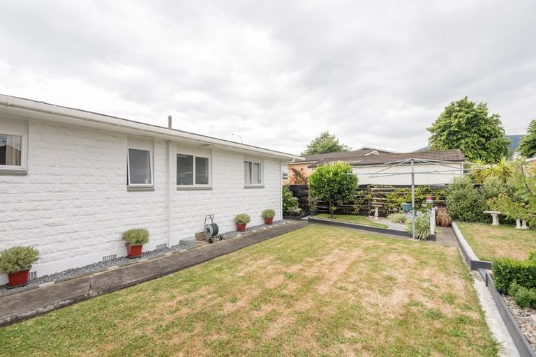 Photo of property in 6 Jellicoe Avenue, Stoke, Nelson, 7011