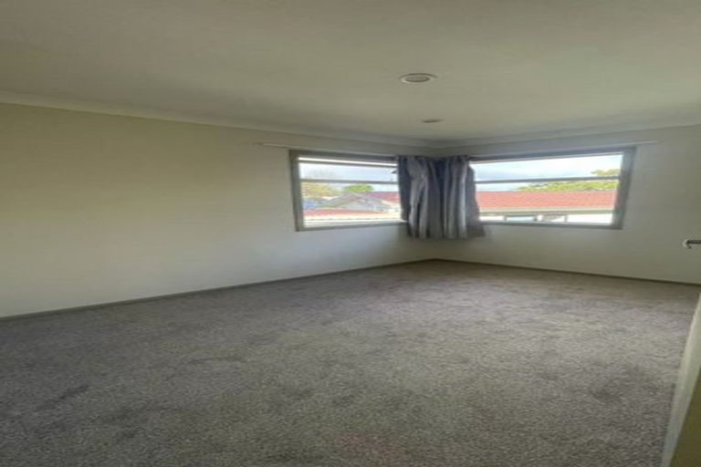 Photo of property in 11 Quiet Street, Te Atatu South, Auckland, 0610