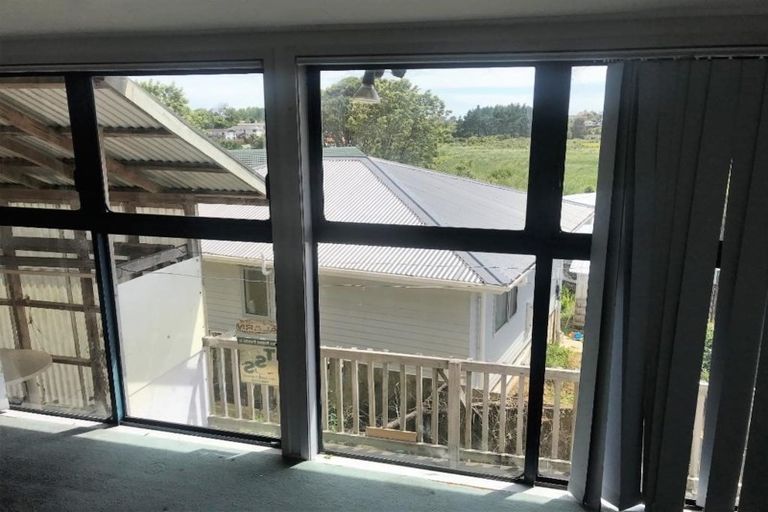 Photo of property in 38 Alabaster Drive, Papatoetoe, Auckland, 2025