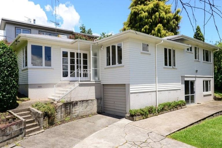 Photo of property in 6 Prisk Street, Melville, Hamilton, 3206