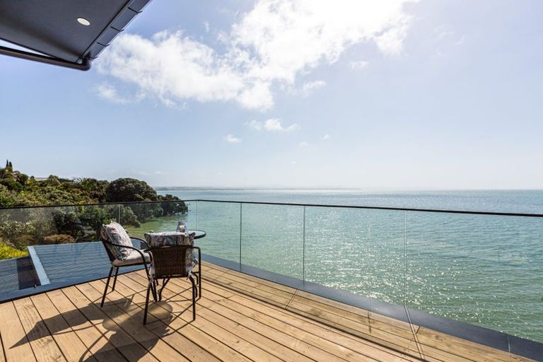 Photo of property in 8b Crispe Road, Clarks Beach, 2122