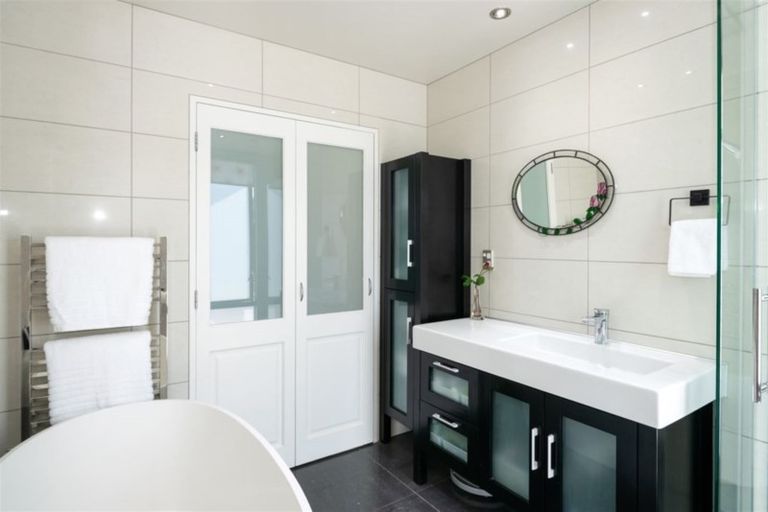 Photo of property in 16 Hammerichs Road, Rapaura, Blenheim, 7272