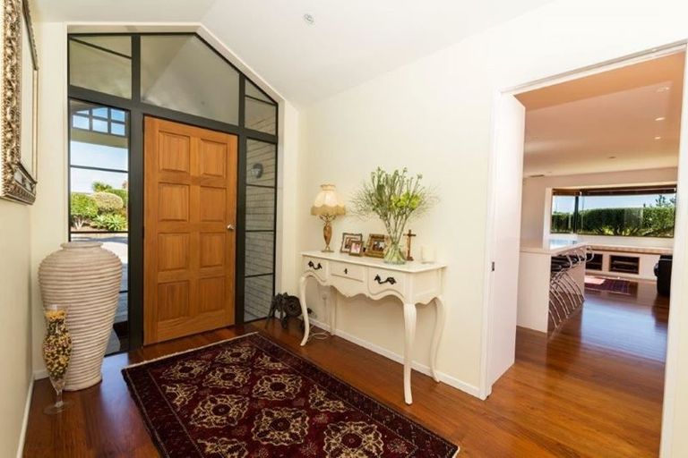 Photo of property in 849 Old North Road, Waimauku, 0882