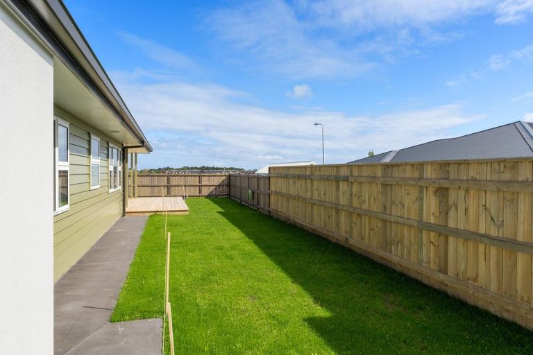 Photo of property in 43 Matenga Street, Waikanae, 5036