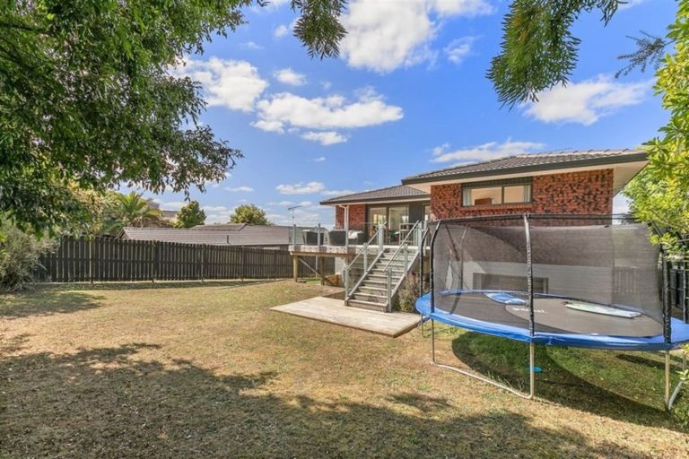 Photo of property in 19 Palmyra Way, Half Moon Bay, Auckland, 2012