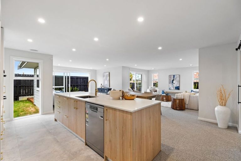 Photo of property in 40 James Line, Kelvin Grove, Palmerston North, 4414