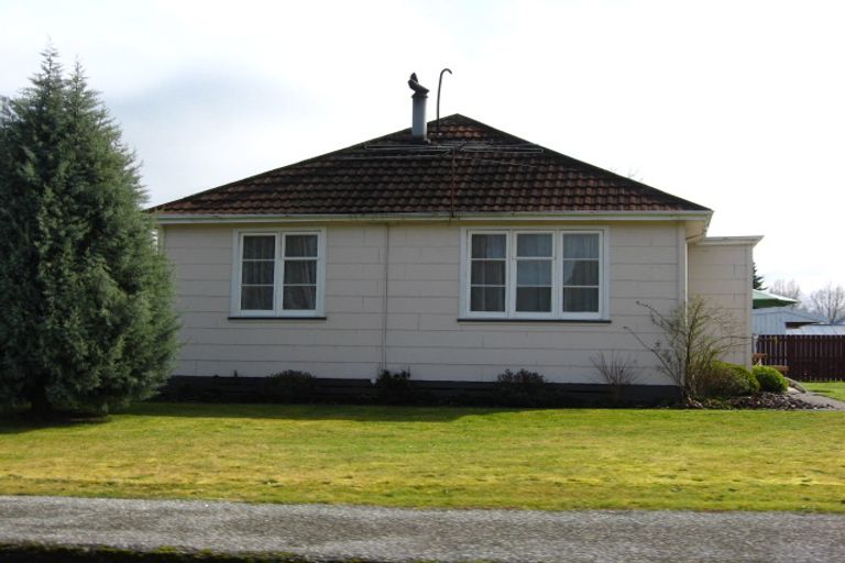 Photo of property in 4 Plaskett Street, Reefton, 7830