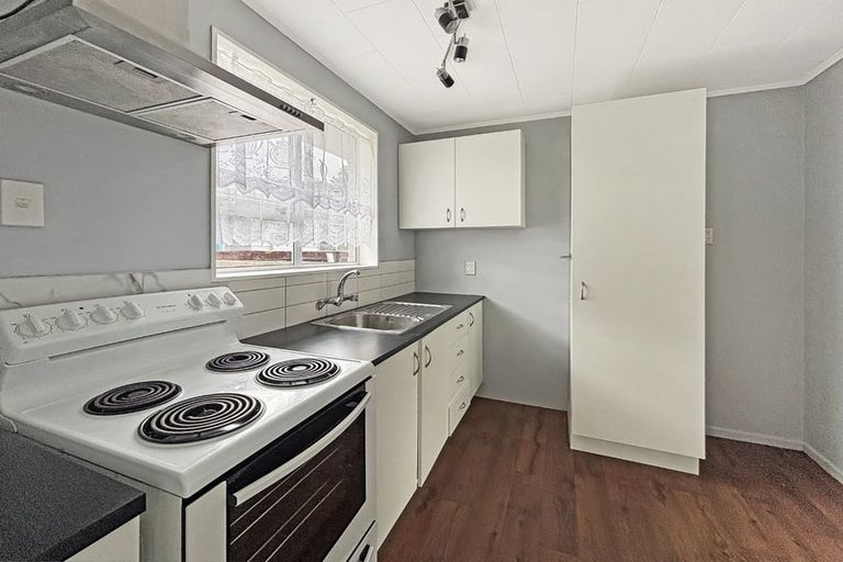 Photo of property in 270b Wellington Road, Wainuiomata, Lower Hutt, 5014