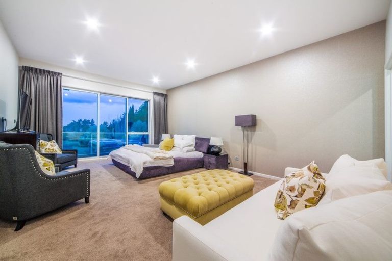 Photo of property in 64 Okura River Road, Okura, Albany, 0792