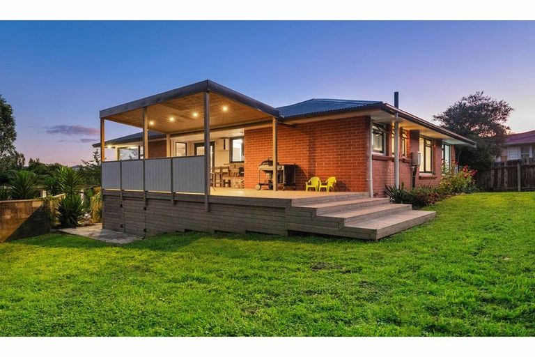 Photo of property in 8 Henry Street, Western Heights, Rotorua, 3015