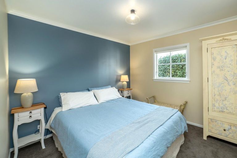 Photo of property in 10 Cotter Street, Greytown, 5712