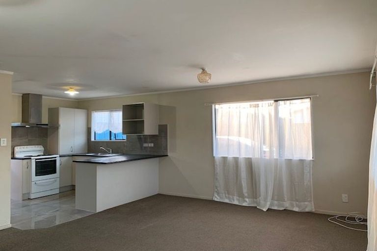 Photo of property in 18 Henwood Road, Mangere East, Auckland, 2024