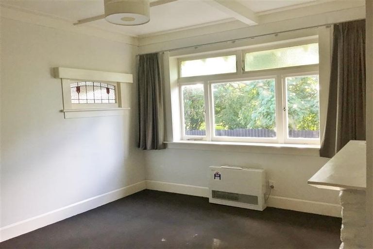 Photo of property in 9 Rawhiti Place, Saint Johns Hill, Whanganui, 4501