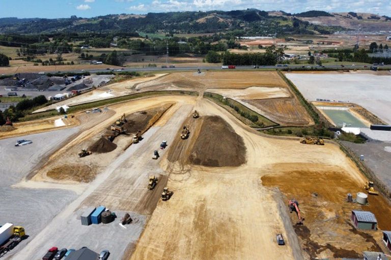 Photo of property in 1159 Great South Road, Runciman, Drury, 2578