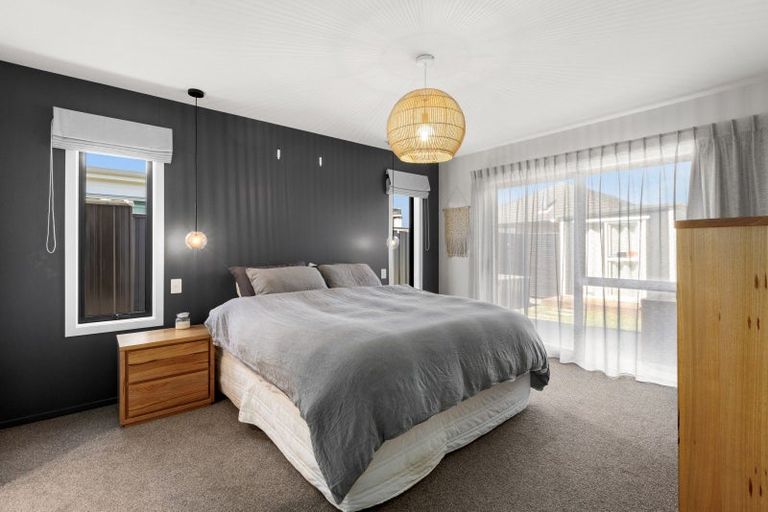 Photo of property in 27 Hikawera Drive, Frimley, Hastings, 4120