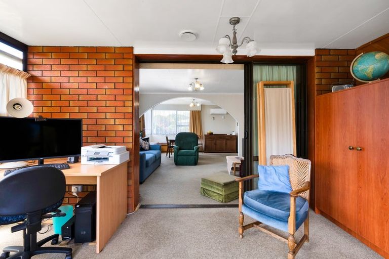 Photo of property in 301a South Road, Hawera, 4610