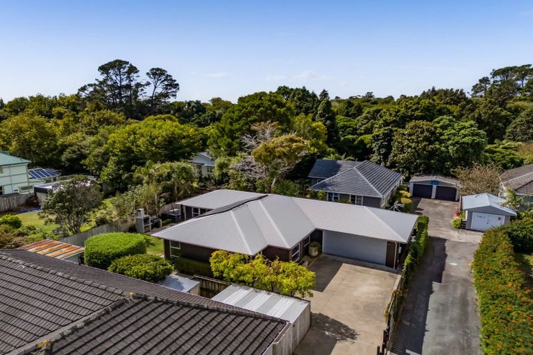 Photo of property in 77 Brooklands Road, Brooklands, New Plymouth, 4310
