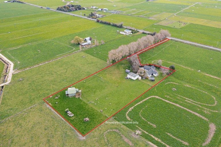 Photo of property in 537 No 1 Line, Longburn, Palmerston North, 4475