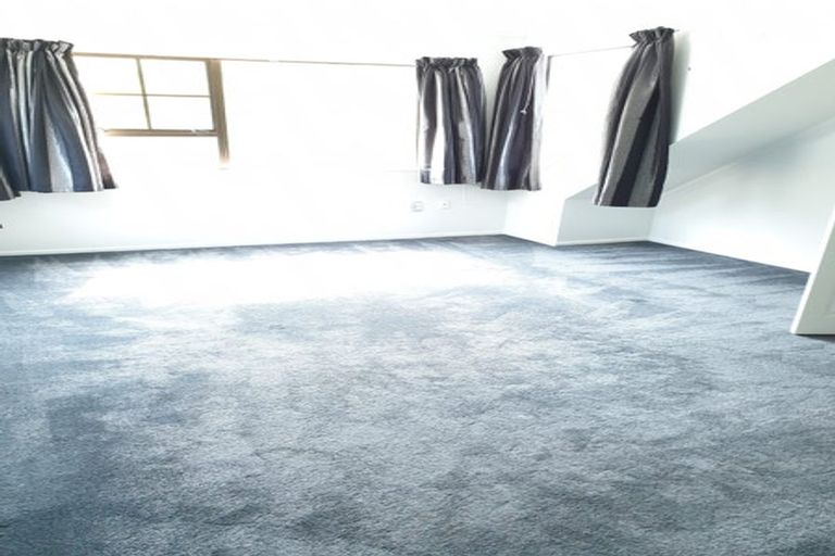 Photo of property in 49b Viewmont Drive, Harbour View, Lower Hutt, 5010