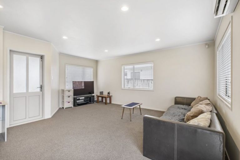 Photo of property in 77b Helvetia Road, Pukekohe, 2120